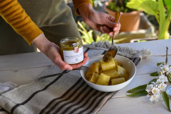 Avaleht pistaatsia ja mandlipesto 190g